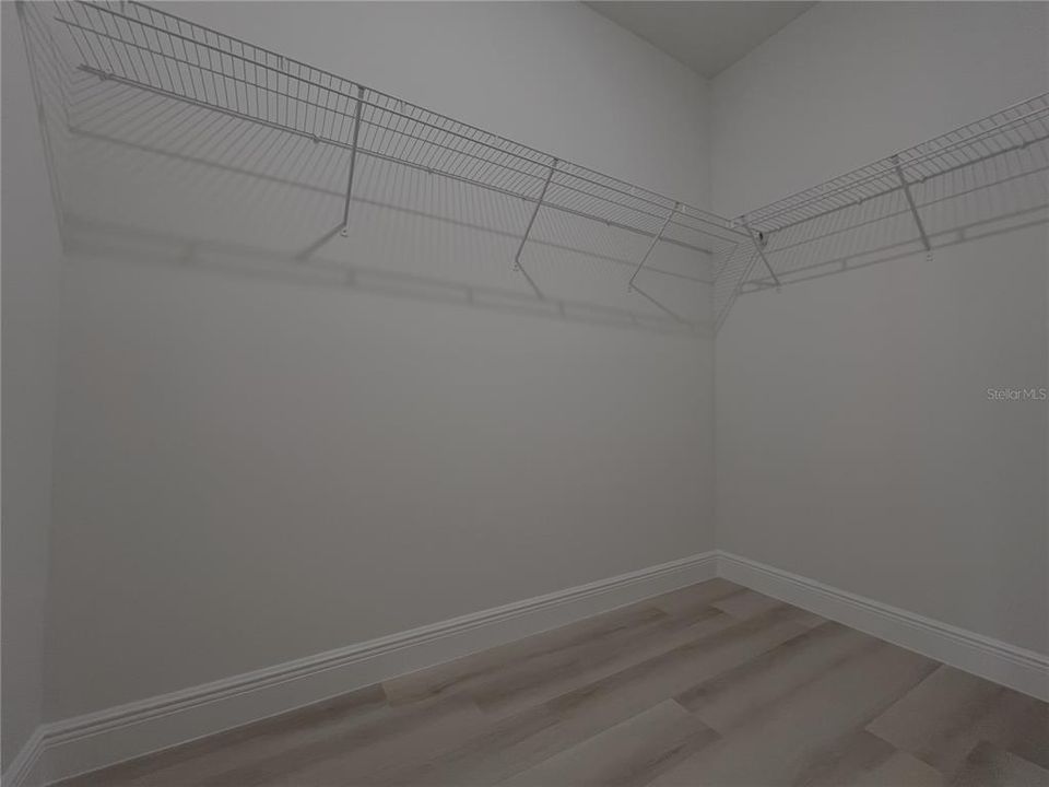 В аренду: $2,000 (4 спален, 2 ванн, 1850 Квадратных фут)