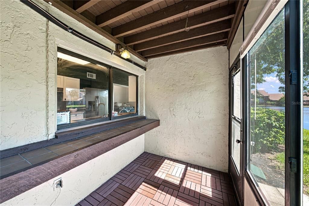 En Venta: $229,900 (3 camas, 2 baños, 1374 Pies cuadrados)