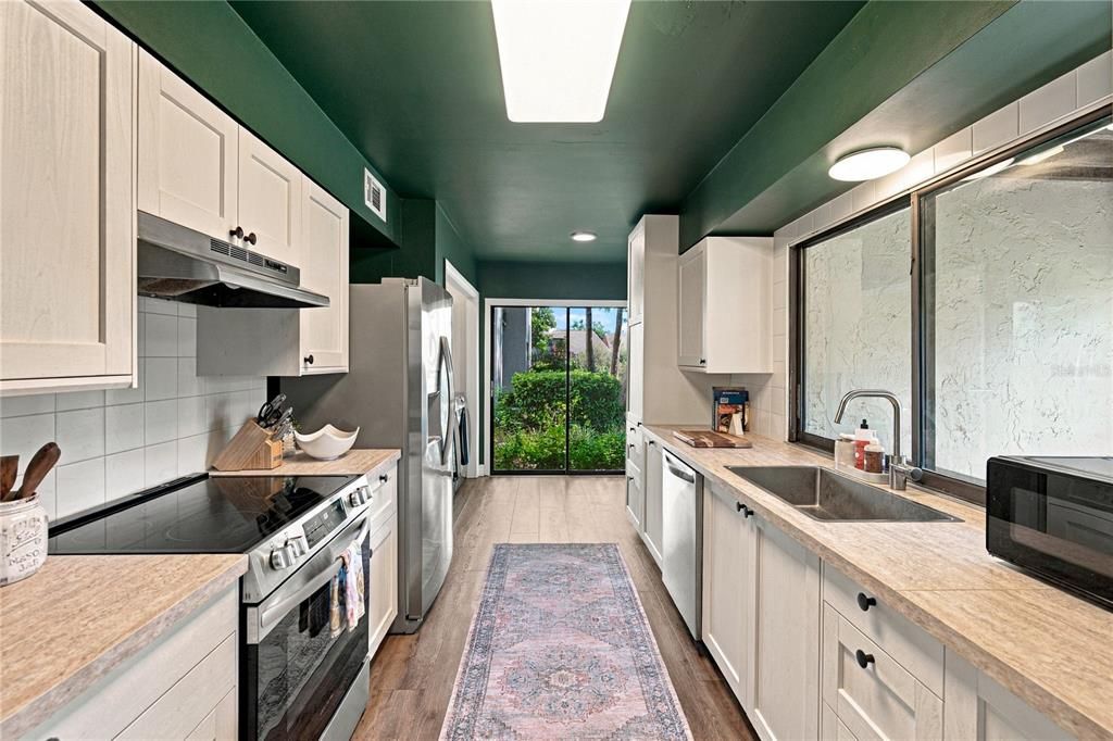 En Venta: $229,900 (3 camas, 2 baños, 1374 Pies cuadrados)