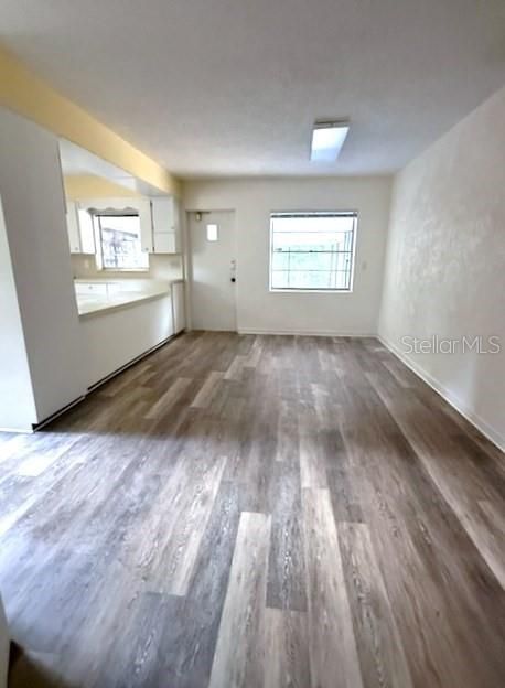 For Rent: $3,880 (5 beds, 3 baths, 4000 Square Feet)