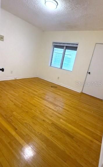 For Rent: $3,880 (5 beds, 3 baths, 4000 Square Feet)