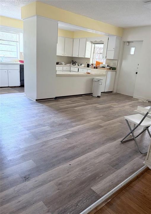 For Rent: $3,880 (5 beds, 3 baths, 4000 Square Feet)
