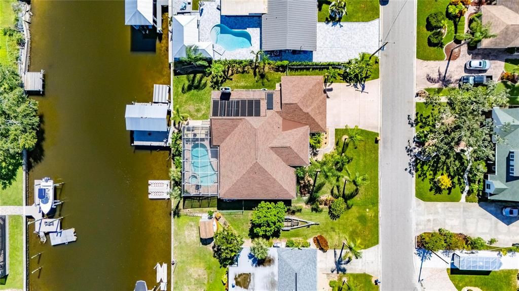 En Venta: $1,149,000 (4 camas, 2 baños, 2565 Pies cuadrados)
