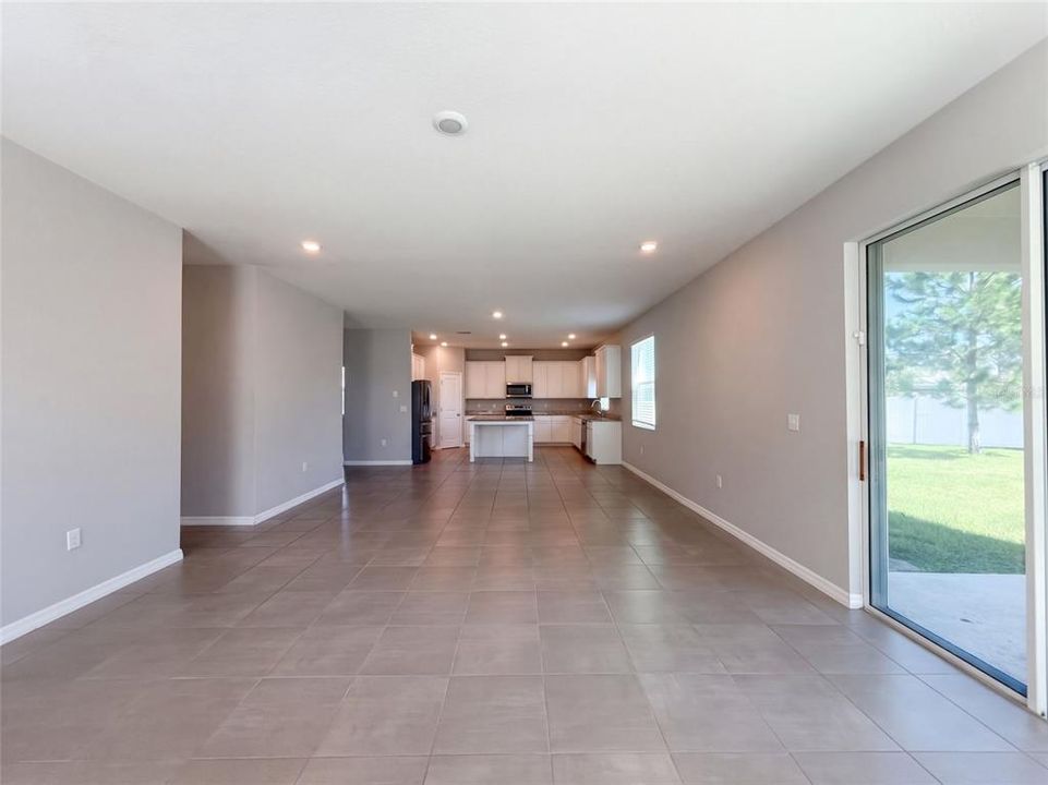 En Venta: $490,000 (4 camas, 4 baños, 3878 Pies cuadrados)