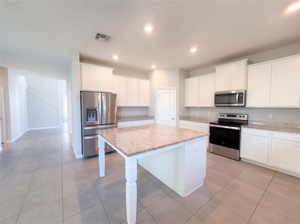 En Venta: $490,000 (4 camas, 4 baños, 3878 Pies cuadrados)