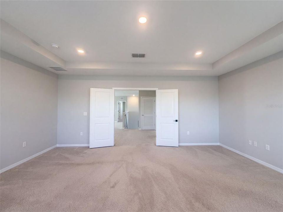 En Venta: $490,000 (4 camas, 4 baños, 3878 Pies cuadrados)