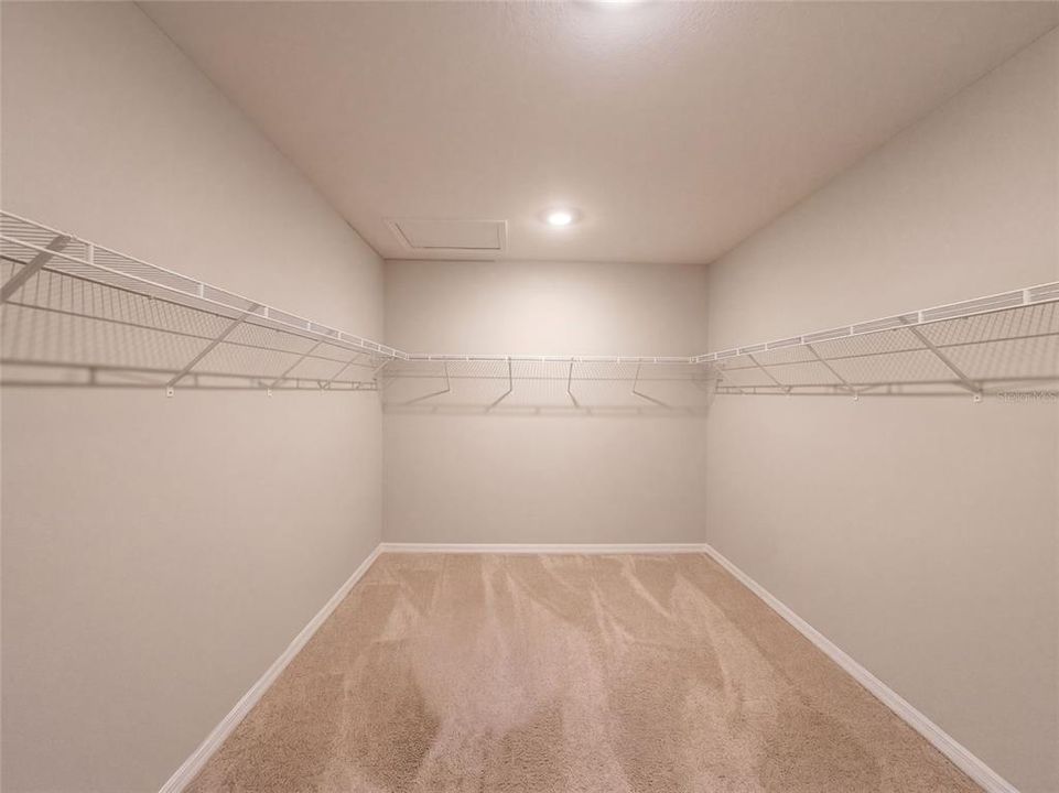 En Venta: $490,000 (4 camas, 4 baños, 3878 Pies cuadrados)