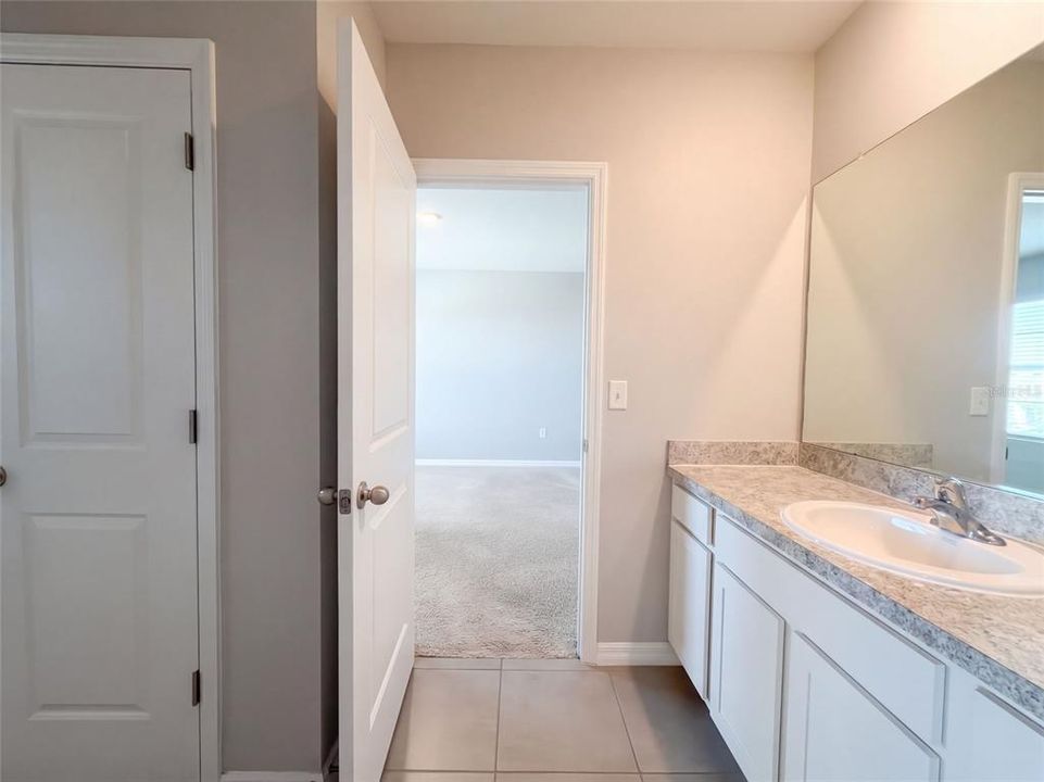 En Venta: $490,000 (4 camas, 4 baños, 3878 Pies cuadrados)