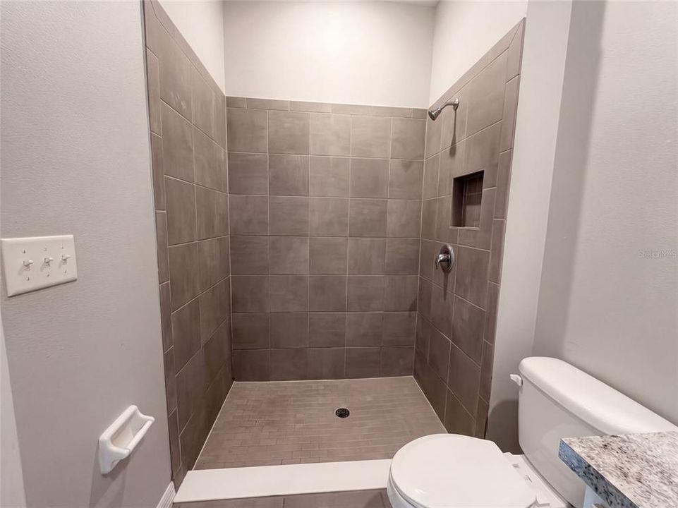 En Venta: $490,000 (4 camas, 4 baños, 3878 Pies cuadrados)