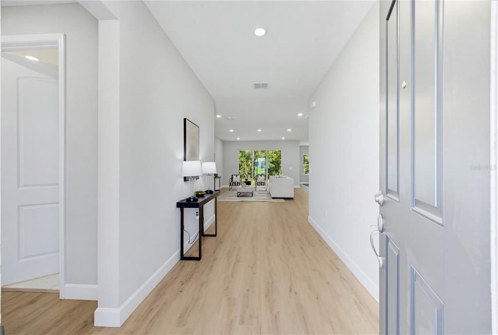 En Venta: $429,900 (4 camas, 3 baños, 2478 Pies cuadrados)