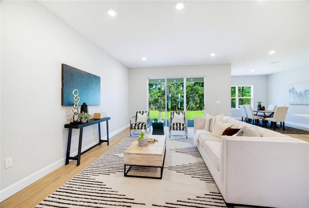 En Venta: $429,900 (4 camas, 3 baños, 2478 Pies cuadrados)