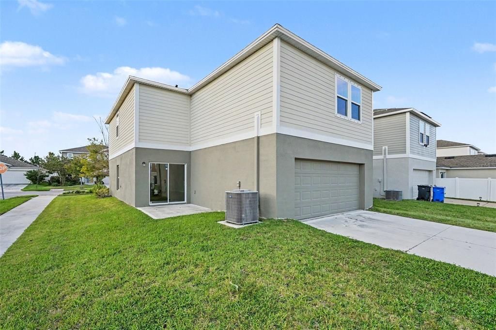 For Sale: $359,900 (5 beds, 3 baths, 2466 Square Feet)