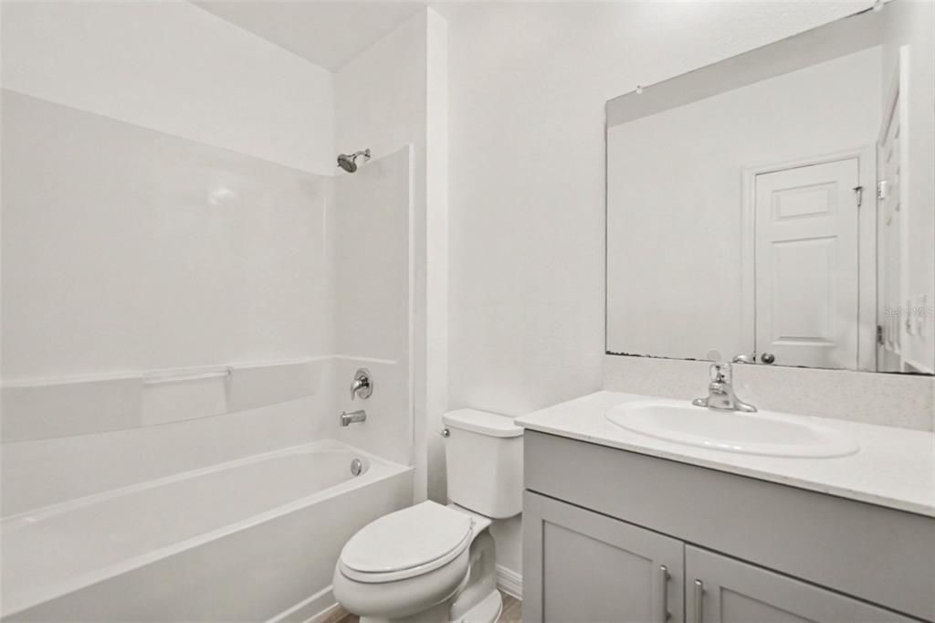 For Sale: $359,900 (5 beds, 3 baths, 2466 Square Feet)