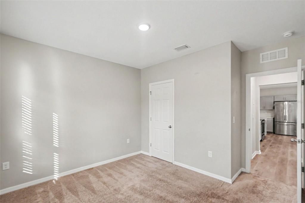 For Sale: $359,900 (5 beds, 3 baths, 2466 Square Feet)