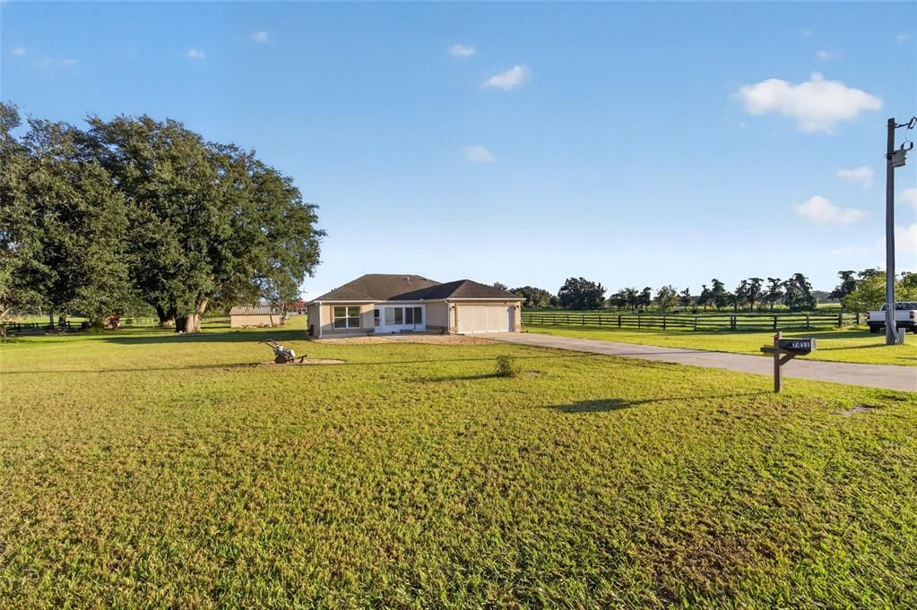 For Sale: $526,000 (3 beds, 2 baths, 1619 Square Feet)
