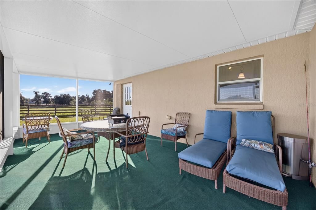For Sale: $526,000 (3 beds, 2 baths, 1619 Square Feet)