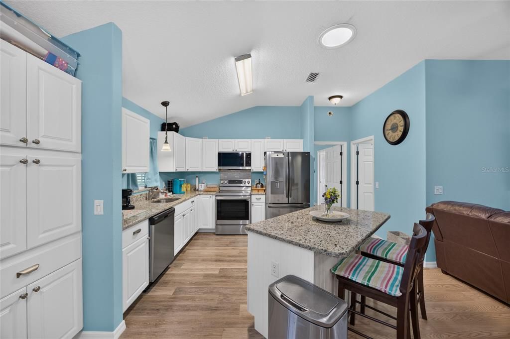 For Sale: $526,000 (3 beds, 2 baths, 1619 Square Feet)