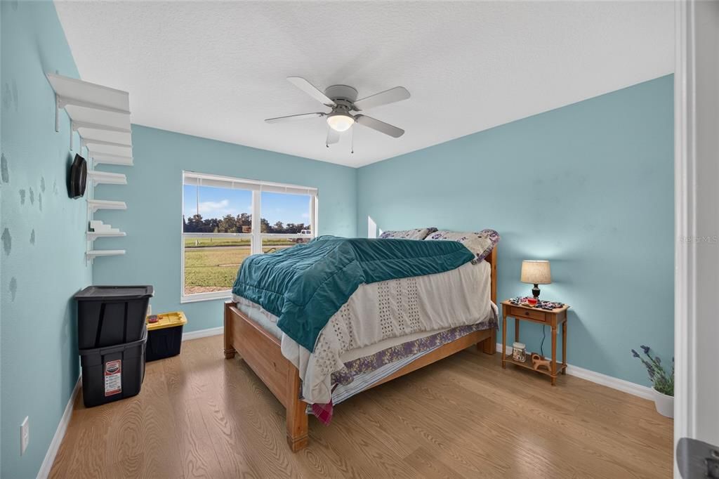 For Sale: $526,000 (3 beds, 2 baths, 1619 Square Feet)