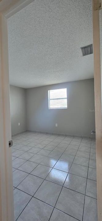 В аренду: $1,350 (2 спален, 1 ванн, 792 Квадратных фут)