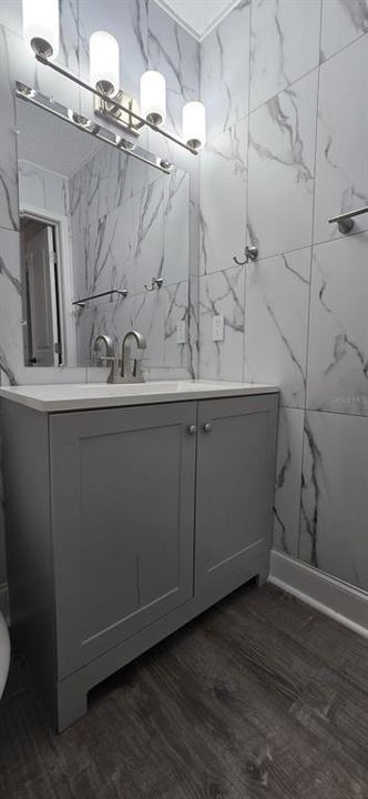 В аренду: $1,350 (2 спален, 1 ванн, 1008 Квадратных фут)
