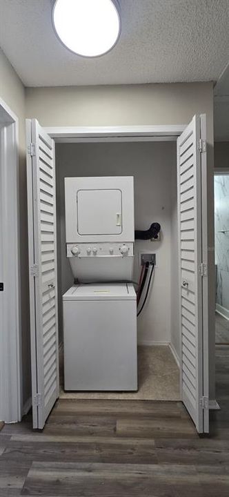 В аренду: $1,350 (2 спален, 1 ванн, 1008 Квадратных фут)