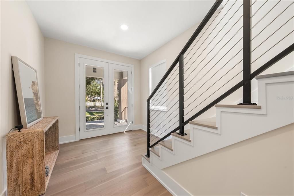 For Sale: $1,395,000 (5 beds, 4 baths, 3000 Square Feet)