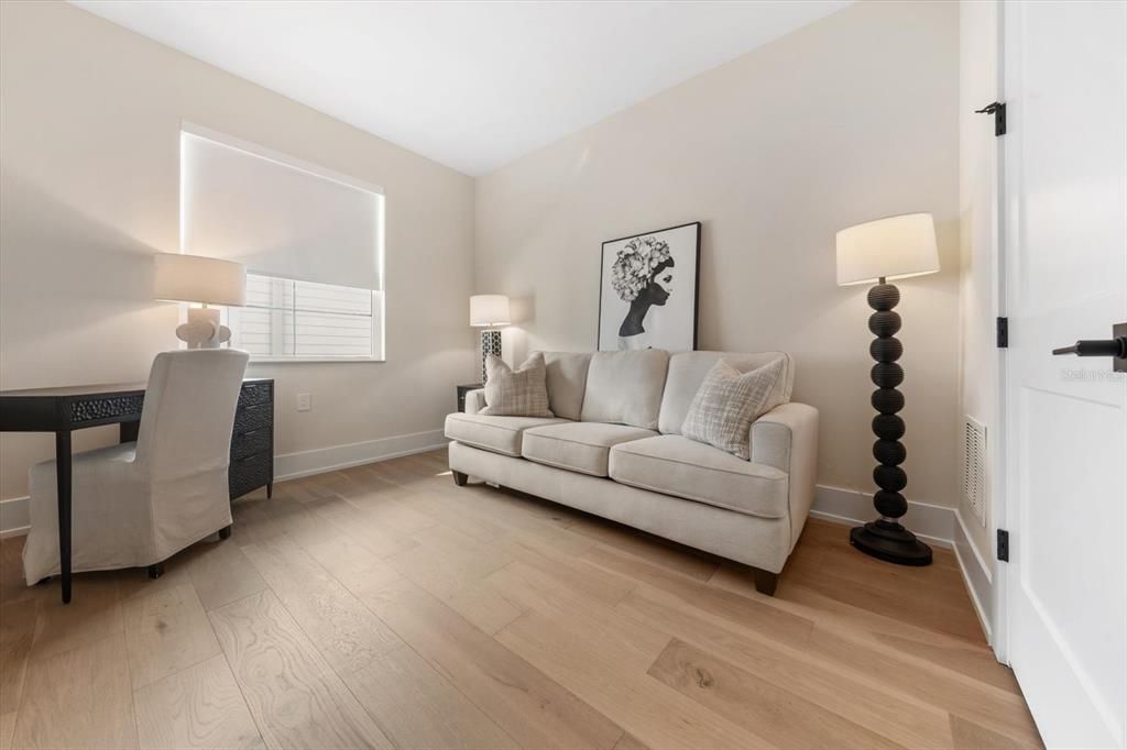 For Sale: $1,395,000 (5 beds, 4 baths, 3000 Square Feet)