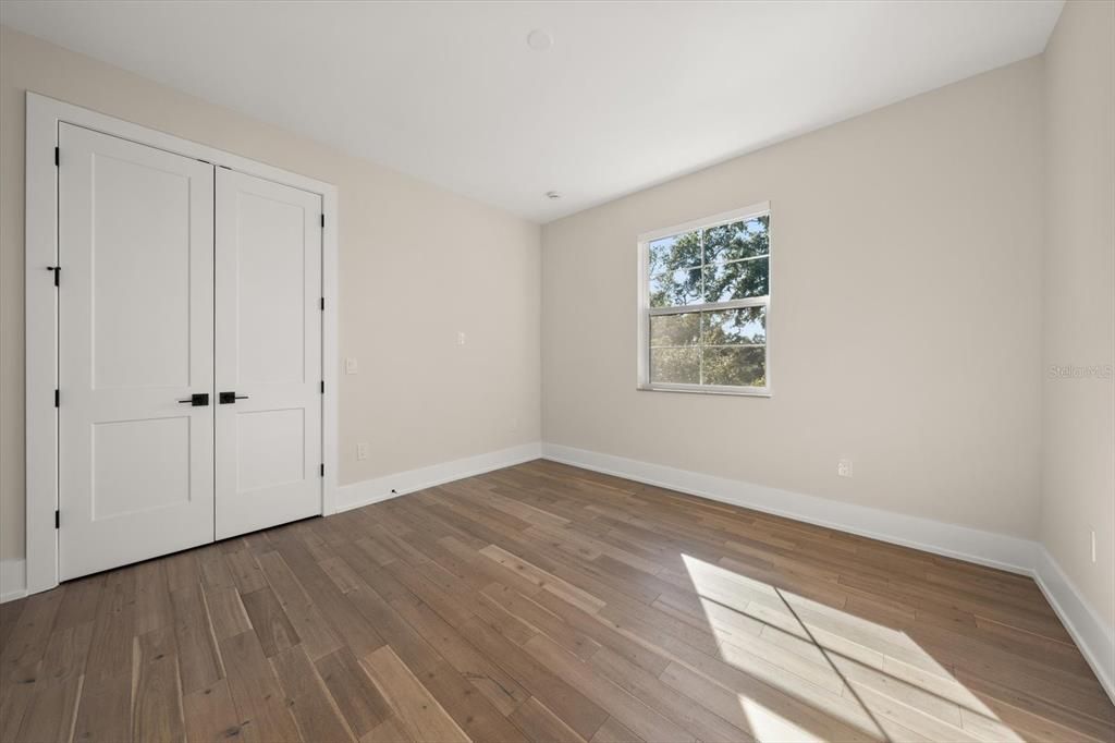 For Sale: $1,395,000 (5 beds, 4 baths, 3000 Square Feet)