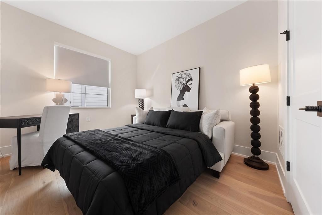 For Sale: $1,395,000 (5 beds, 4 baths, 3000 Square Feet)
