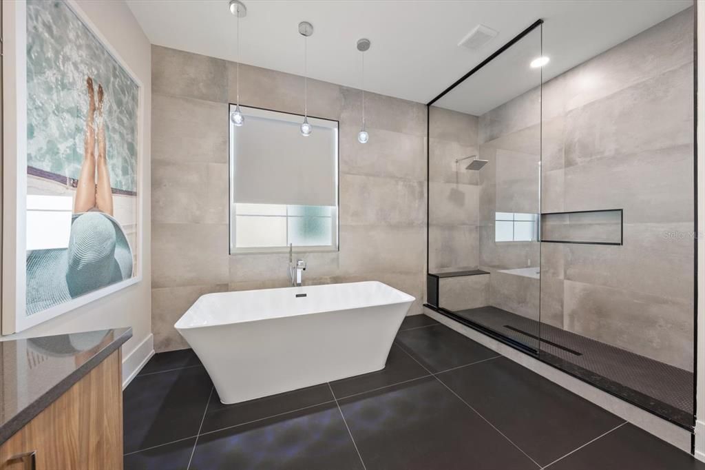 For Sale: $1,395,000 (5 beds, 4 baths, 3000 Square Feet)