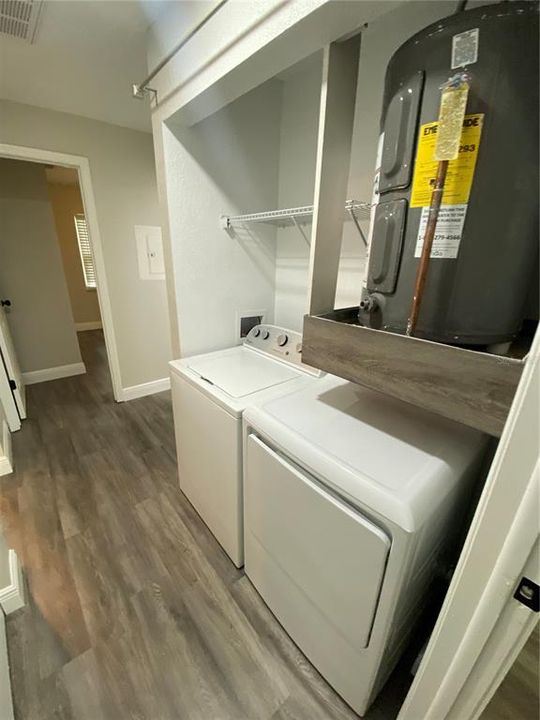 В аренду: $1,800 (2 спален, 2 ванн, 906 Квадратных фут)