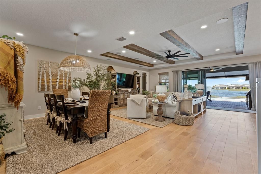 En Venta: $1,265,000 (4 camas, 3 baños, 3510 Pies cuadrados)
