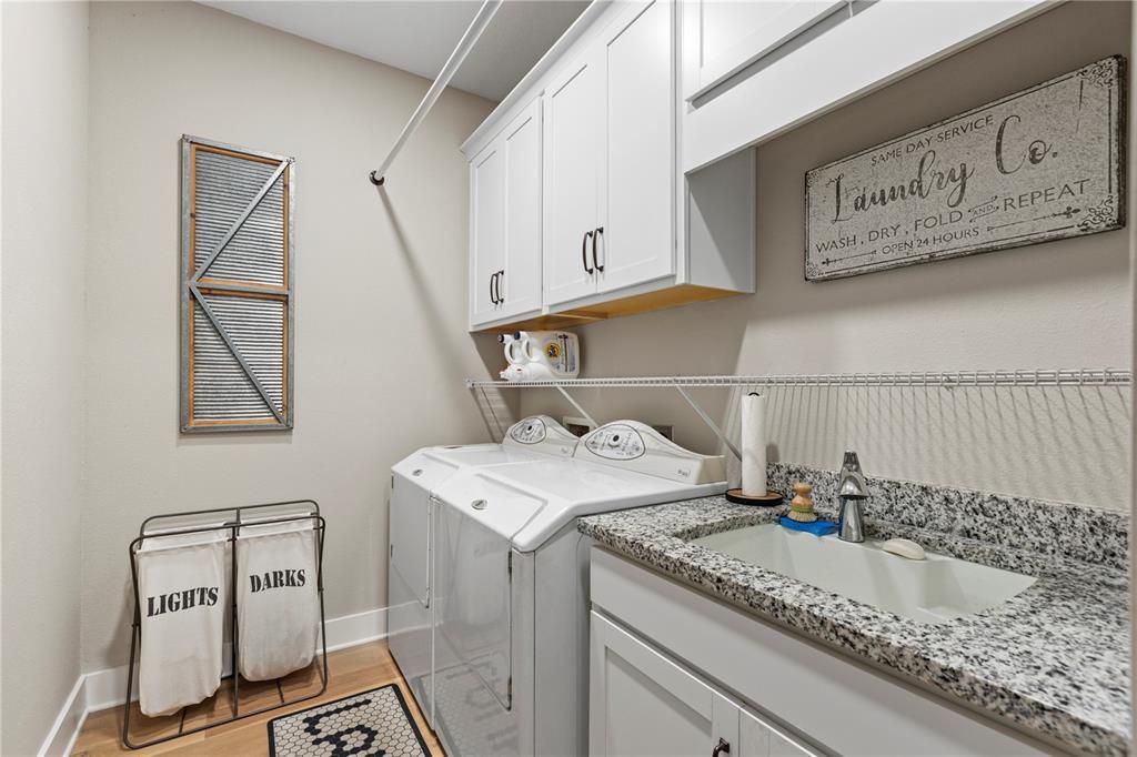 En Venta: $1,265,000 (4 camas, 3 baños, 3510 Pies cuadrados)