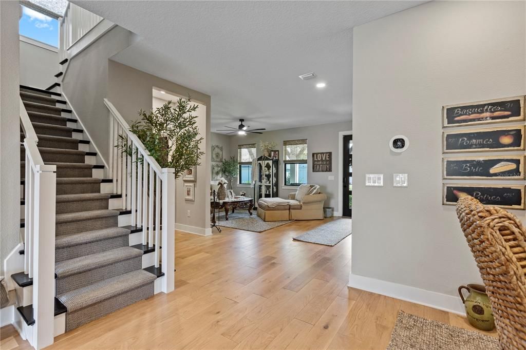 En Venta: $1,265,000 (4 camas, 3 baños, 3510 Pies cuadrados)