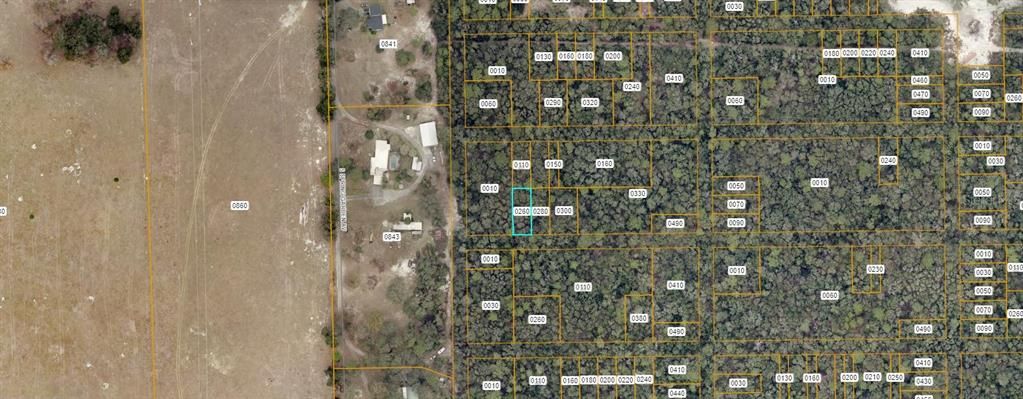 На продажу: $16,000 (0.14 acres)