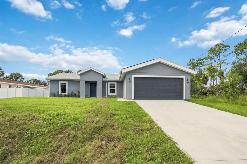 For Sale: $299,900 (3 beds, 2 baths, 1620 Square Feet)