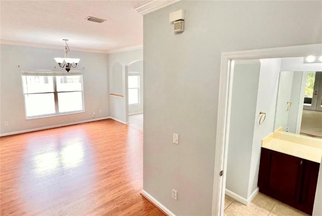 For Sale: $585,000 (4 beds, 2 baths, 2809 Square Feet)
