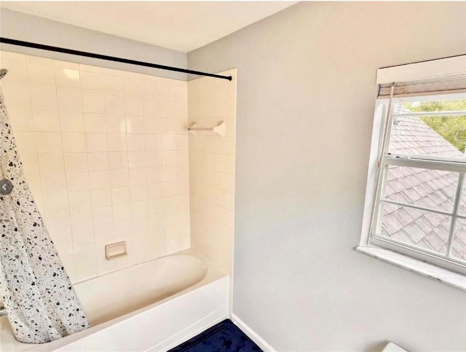 For Sale: $585,000 (4 beds, 2 baths, 2809 Square Feet)