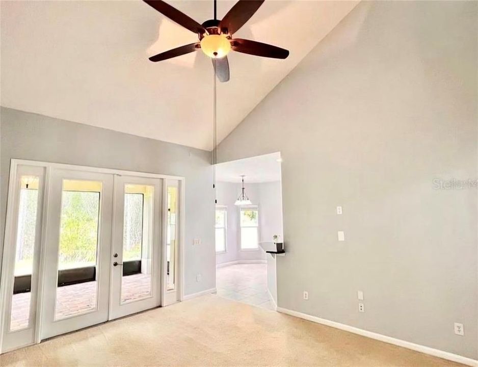 For Sale: $585,000 (4 beds, 2 baths, 2809 Square Feet)