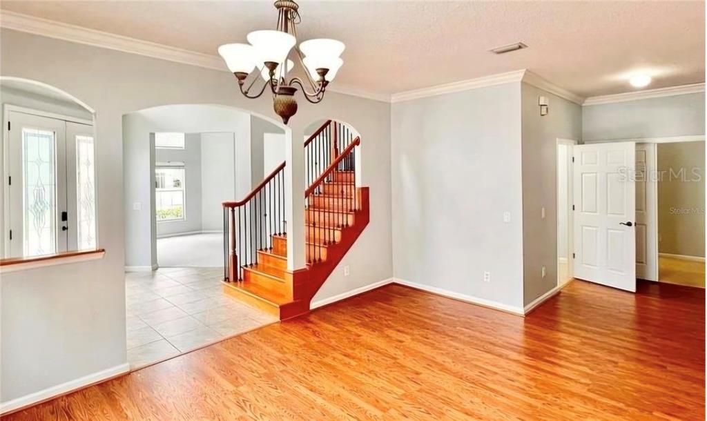 For Sale: $585,000 (4 beds, 2 baths, 2809 Square Feet)