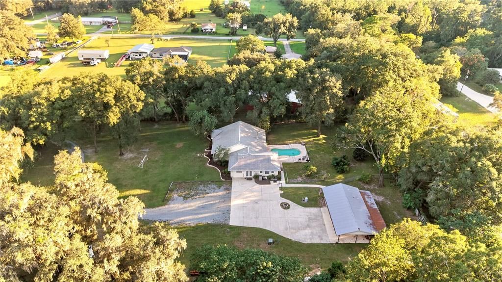 En Venta: $560,000 (4 camas, 3 baños, 2894 Pies cuadrados)