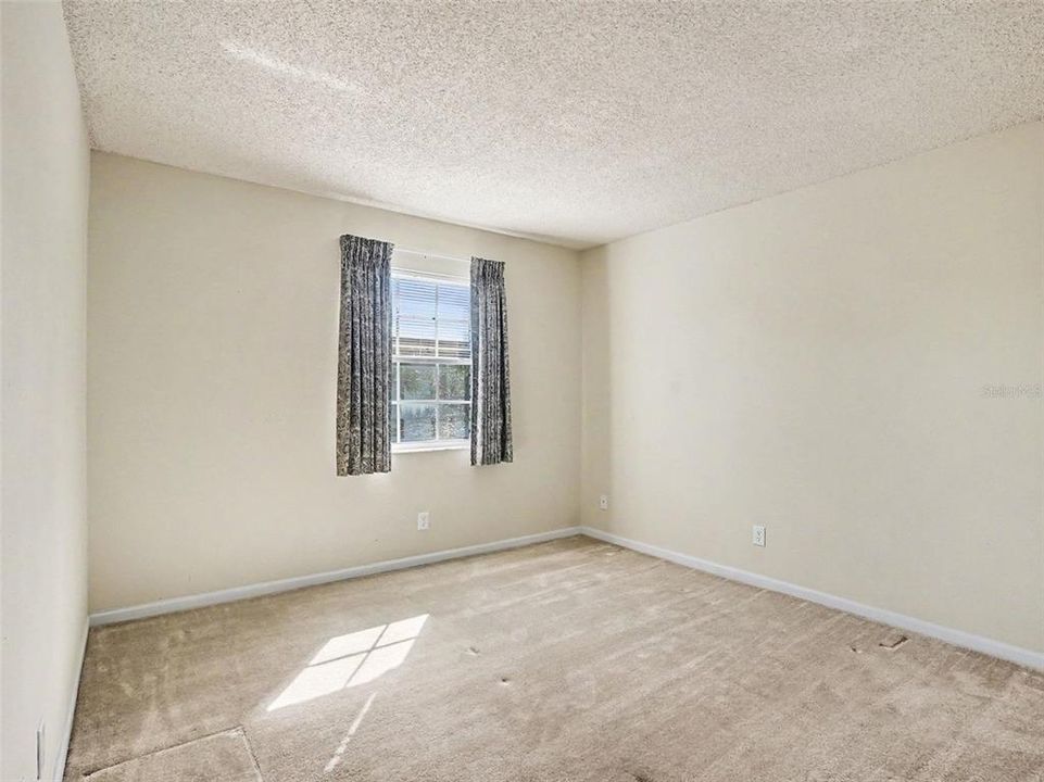 En Venta: $230,000 (3 camas, 2 baños, 1268 Pies cuadrados)