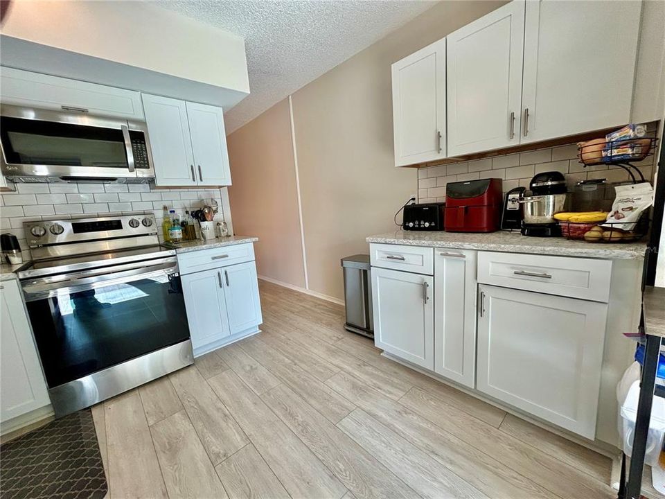 En Venta: $199,900 (2 camas, 2 baños, 1100 Pies cuadrados)