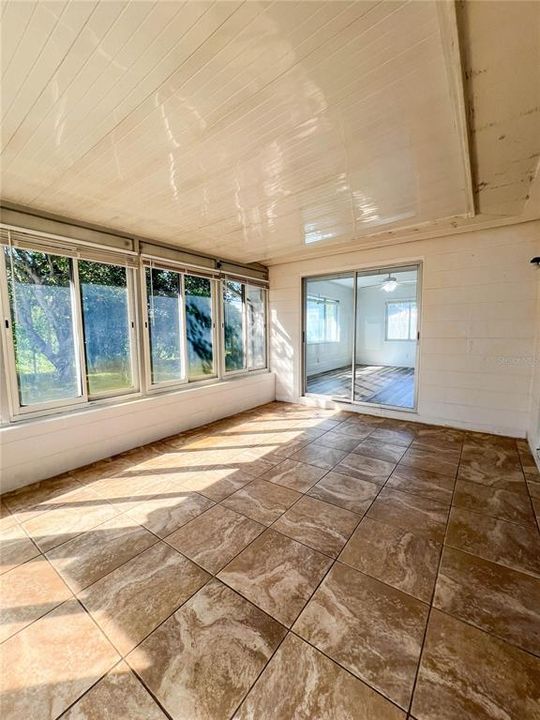En Venta: $400,000 (3 camas, 2 baños, 1304 Pies cuadrados)