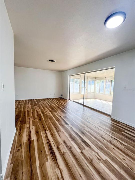 En Venta: $400,000 (3 camas, 2 baños, 1304 Pies cuadrados)
