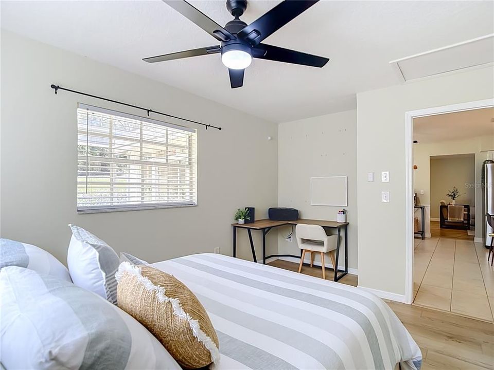 En Venta: $409,500 (3 camas, 2 baños, 2100 Pies cuadrados)
