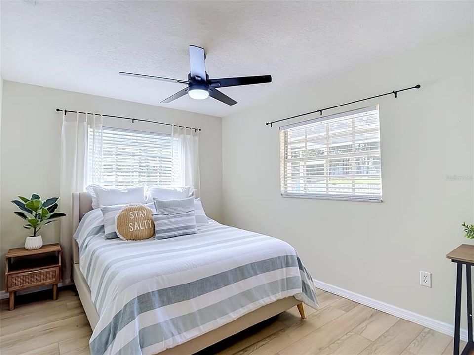 En Venta: $409,500 (3 camas, 2 baños, 2100 Pies cuadrados)