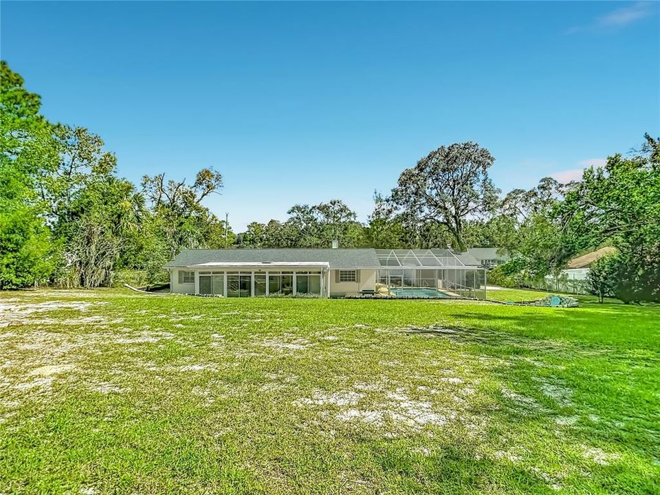 En Venta: $409,500 (3 camas, 2 baños, 2100 Pies cuadrados)