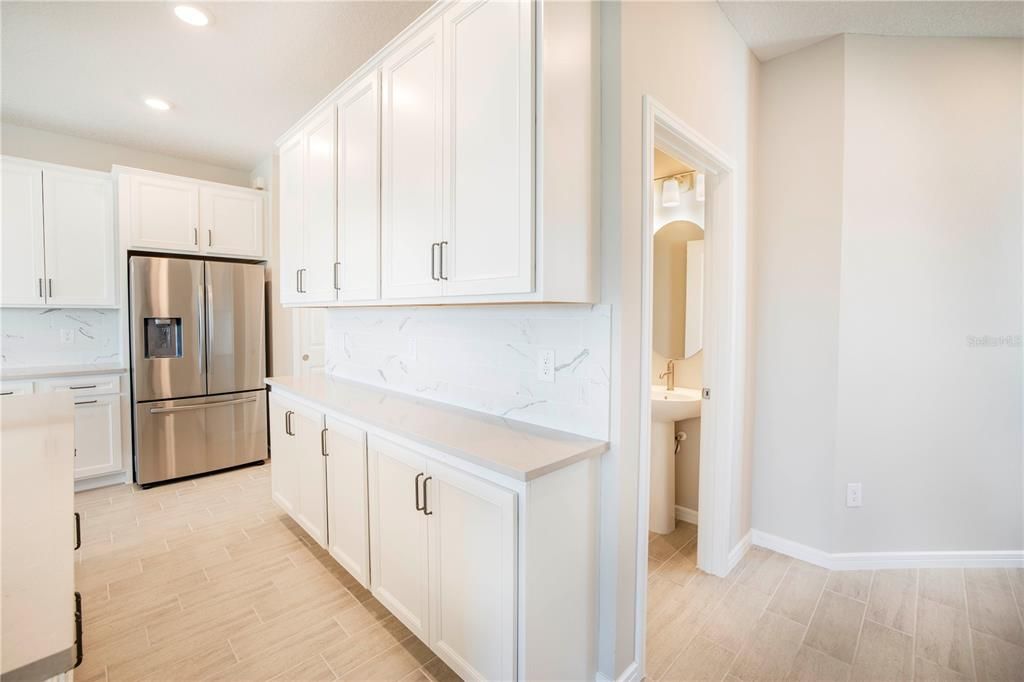 For Rent: $3,800 (3 beds, 2 baths, 2010 Square Feet)