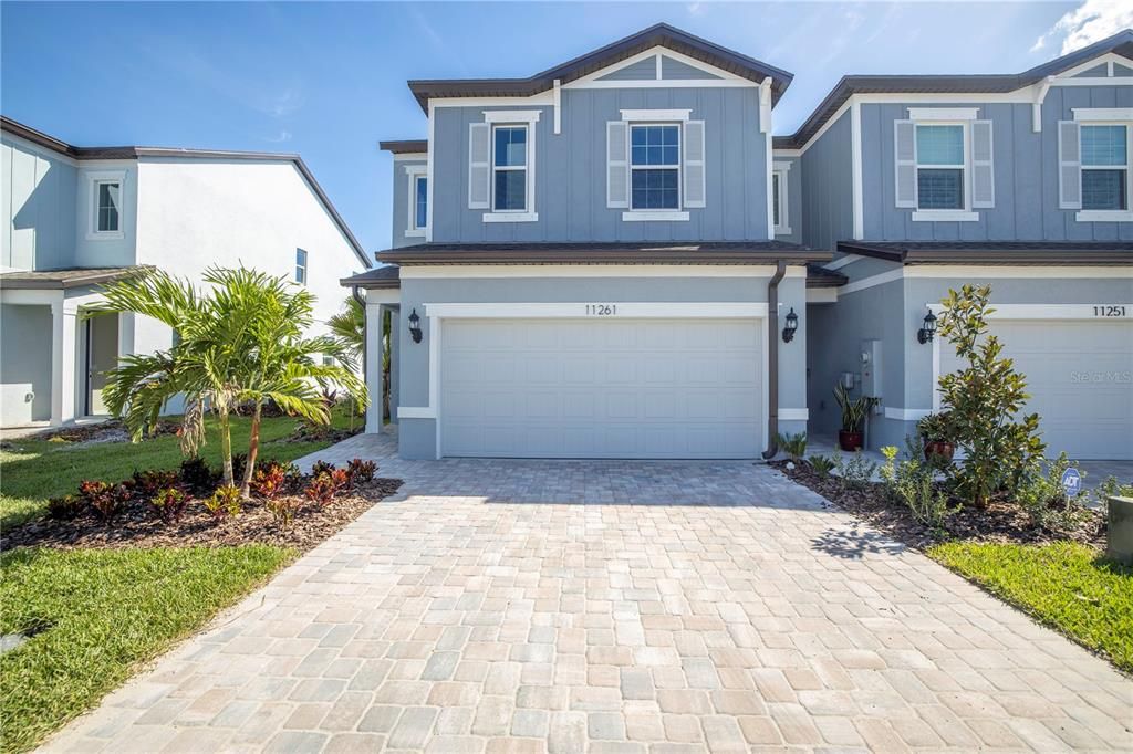 For Rent: $3,800 (3 beds, 2 baths, 2010 Square Feet)